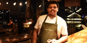 Tonatiuh Anzures: de un taller gastronómico en Polanco a conquistar el Valle de Guadalupe en Salvia Blanca